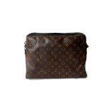 Louis Vuitton Torres Messenger